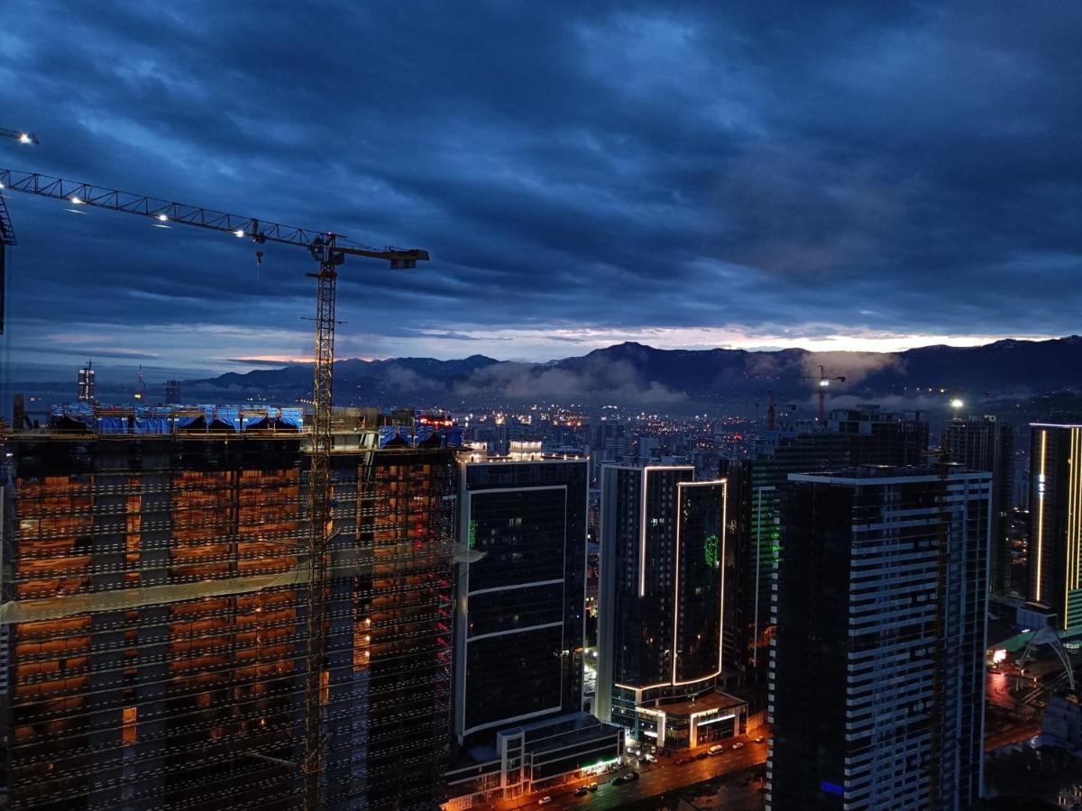 Orbi City Apartment 46Th Floor - Amazing View Batumi Esterno foto